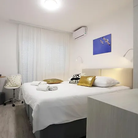 Zvonko Casa de hóspedes 4*
